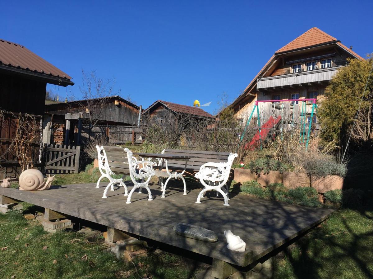 3,5 Zimmerferienwohnung Schwalbenaescht Rueeggisberg エクステリア 写真